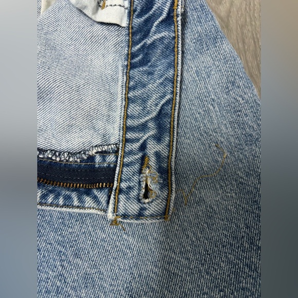 Carhartt Classic Distressed Blue Denim Jeans Men’s Size 42x34 - Picture 5 of 10